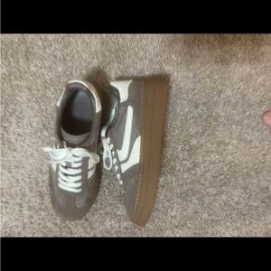 Steve Madden Dodge Brown and White Sneakers